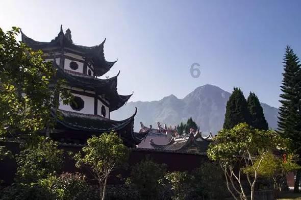 见习小魔女勇闯猪窝岛