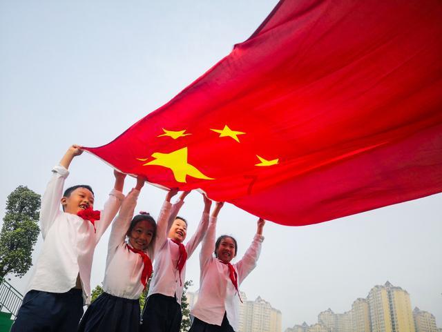 江西省修水县发布雷电黄色预警