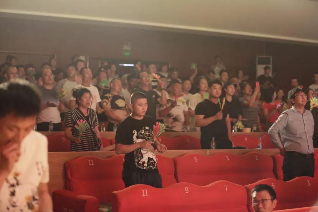 接档《快乐大本营》播出的《你好星期六》好看吗？能超越《快乐大本营》吗？游戏画面