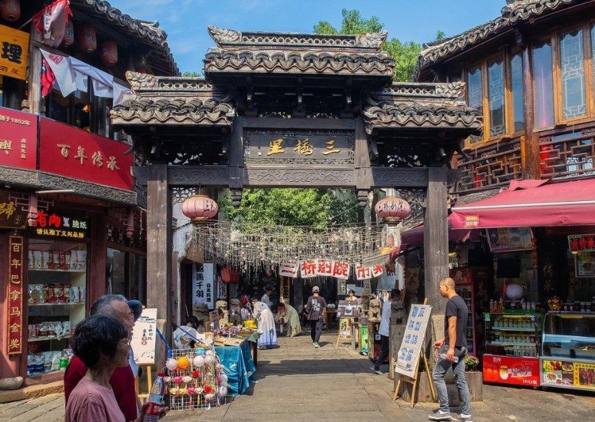 接档《快乐大本营》播出的《你好星期六》好看吗？能超越《快乐大本营》吗？游戏画面